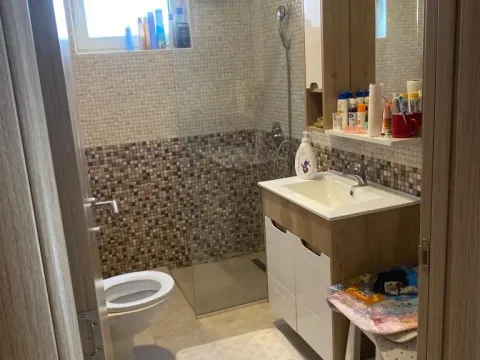 Rent, one bedroom apartment, 43m², Šušanj, Bar - image 6