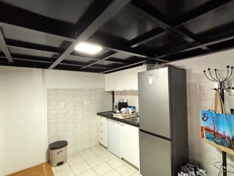 Prodaja, trosoban stan, 92m², City Kvart, Podgorica - image 2