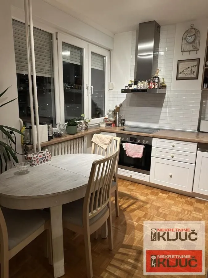 Prodaja, četvorosoban stan, 93m², Liman 4, Novi Sad Sve Podlokacije