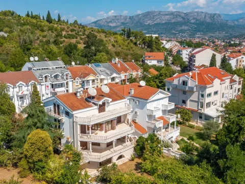 Prodaja, kuća, 670m², Gorica C, Podgorica - image 35