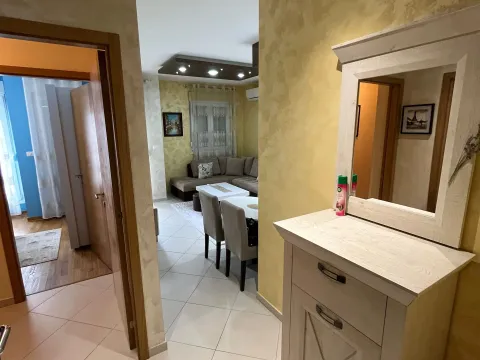 Rent, two bedroom apartment, 70m², City Kvart, Podgorica - image 2