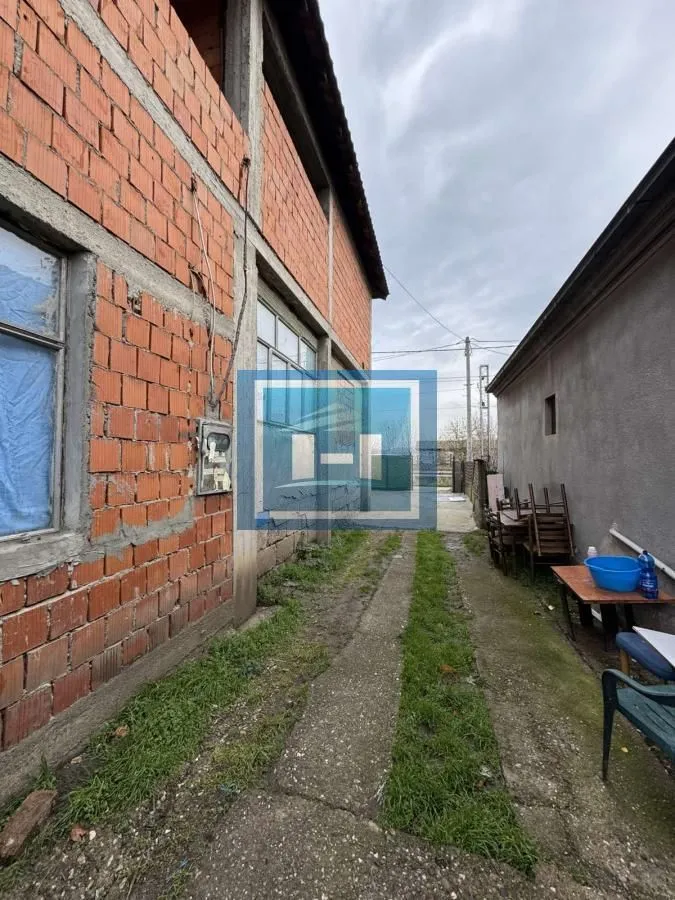 Sale, house, 200m², Ćuprija, Srbija