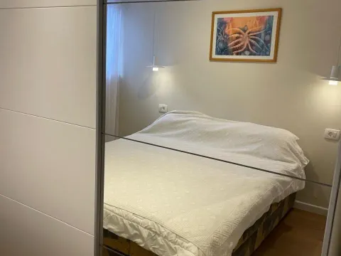 Izdavanje, dvosoban stan, 60m², Škaljari, Kotor - image 4