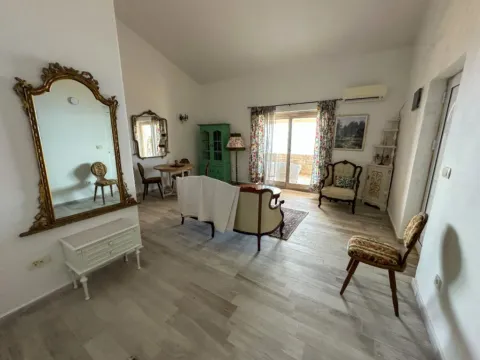 Prodaja, garsonjera, 49m², Reževići, Budva - image 5