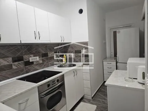 Izdavanje, četvorosoban stan, 94m², Palilula Sve Podlokacije, Beograd - image 10