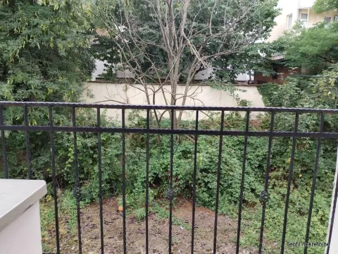 Rent, two bedroom apartment, 50m², Kanarevo Brdo, Beograd - image 11