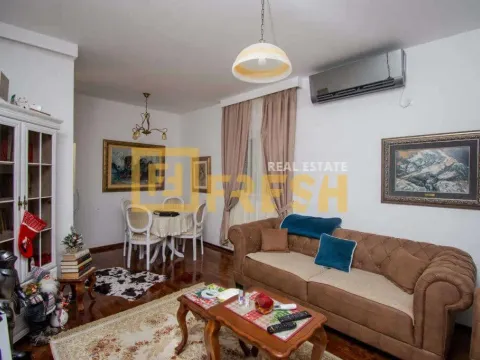 Prodaja, kuća, 220m², Ostalo, Podgorica - image 15