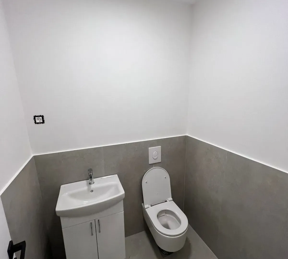 Rent, office space, 95m², City Kvart, Podgorica