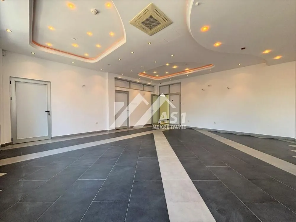 Rent, office space, 250m², Bulevar Oslobodjenja, Novi Sad Sve Podlokacije