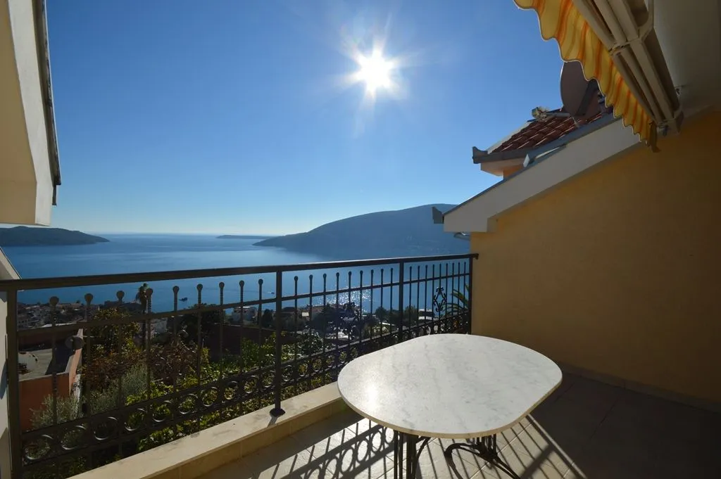 Prodaja, kuća, 200m², Herceg Novi, Crna Gora