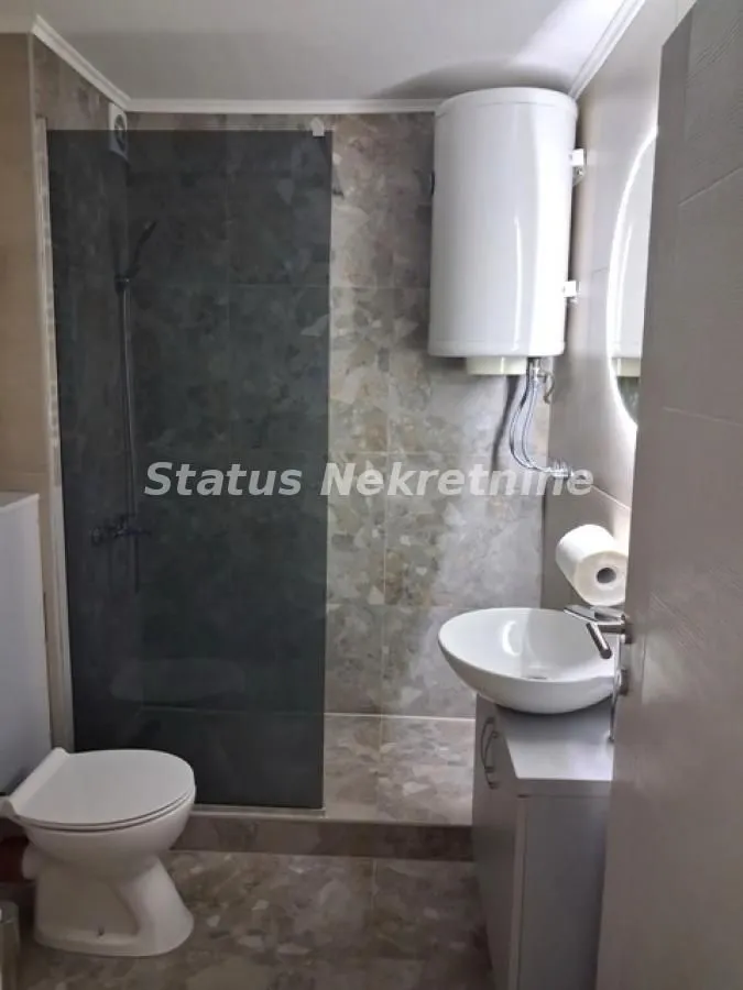 Prodaja, dvosoban stan, 47m², Adamovićevo Naselje, Novi Sad Sve Podlokacije