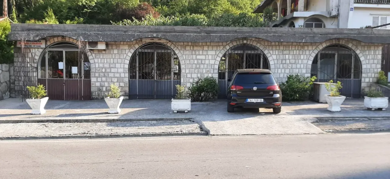 Rent, office space, 30m², Sutorina, Herceg Novi