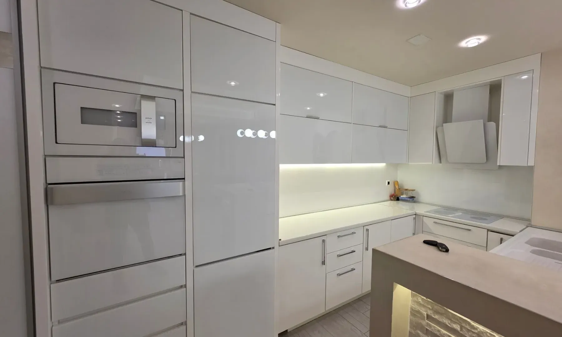 Sale, two bedroom apartment, 80m², Budva, Crna Gora