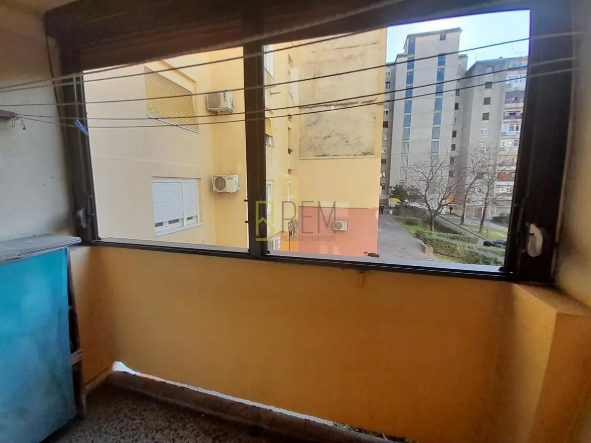 Prodaja, dvosoban stan, 63m², Lepa Kata, Podgorica