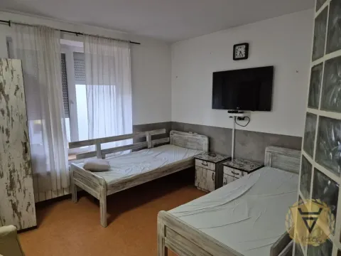 Izdavanje, kuća, 260m², Lion, Zvezdara Sve Podlokacije - image 4