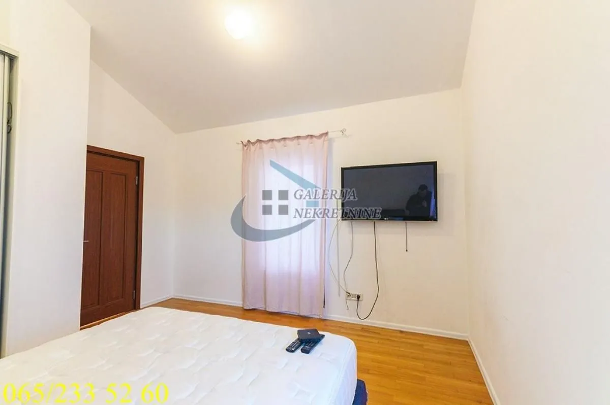 Prodaja, četvorosoban stan, 101m², Autokomanda, Voždovac Sve Podlokacije