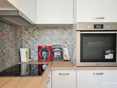 Sale, one bedroom apartment, 52m², Dobrota, Kotor - image 6