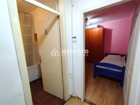 Sale, two bedroom apartment, 53m², Zrenjanin, Srbija - image 11
