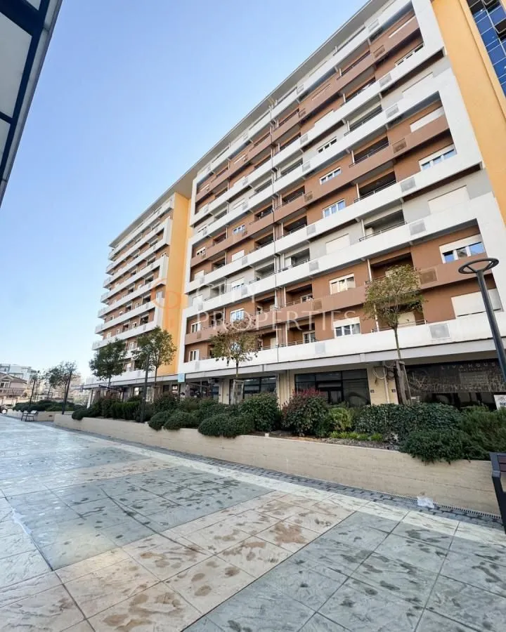 Prodaja, stan, 40m², Central Point, Podgorica