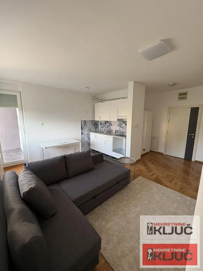 Rent, three bedroom apartment, 60m², Socijalno, Novi Sad Sve Podlokacije