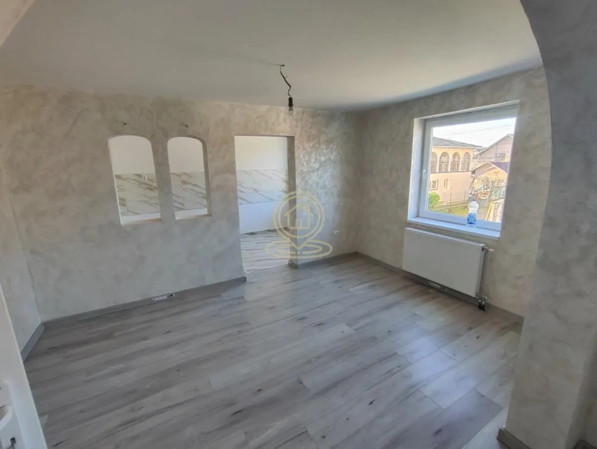 Prodaja, kuća, 374m², Veternik, Novi Sad Sve Podlokacije
