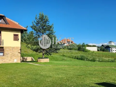 Sale, house, 270m², Zova, Zlatibor