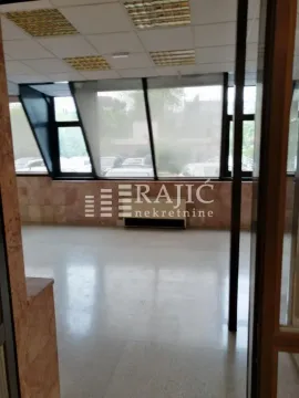 Rent, office space, 350m², Savski Trg, Beograd - image 2
