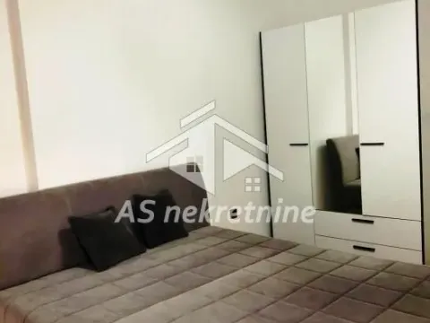 Izdavanje, stan, 69m², Južni Bulevar, Vračar Sve Podlokacije - image 11
