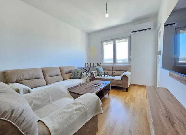 Izdavanje, jednosoban stan, 43m², Ilino, Bar
