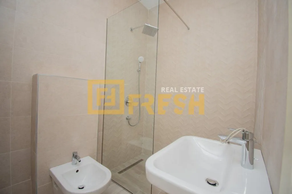 Prodaja, trosoban stan, 139m², Gornja Gorica, Podgorica