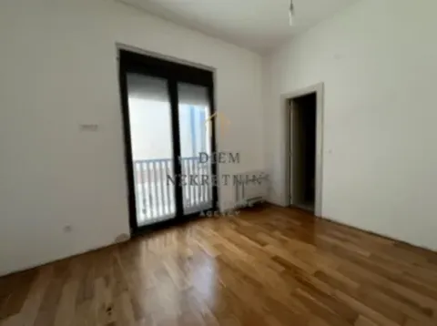 Prodaja, trosoban stan, 139m², Donja Gorica, Podgorica - image 7