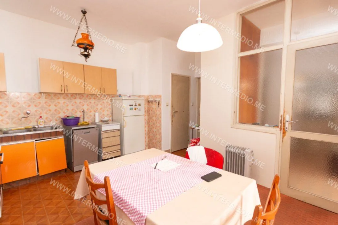 Prodaja, kuća, 213m², Centar, Herceg Novi
