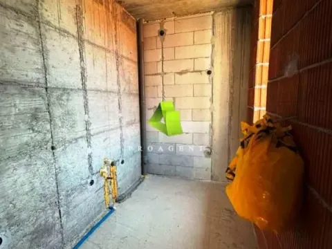 Prodaja, trosoban stan, 70m², Medijana, Niš - image 5