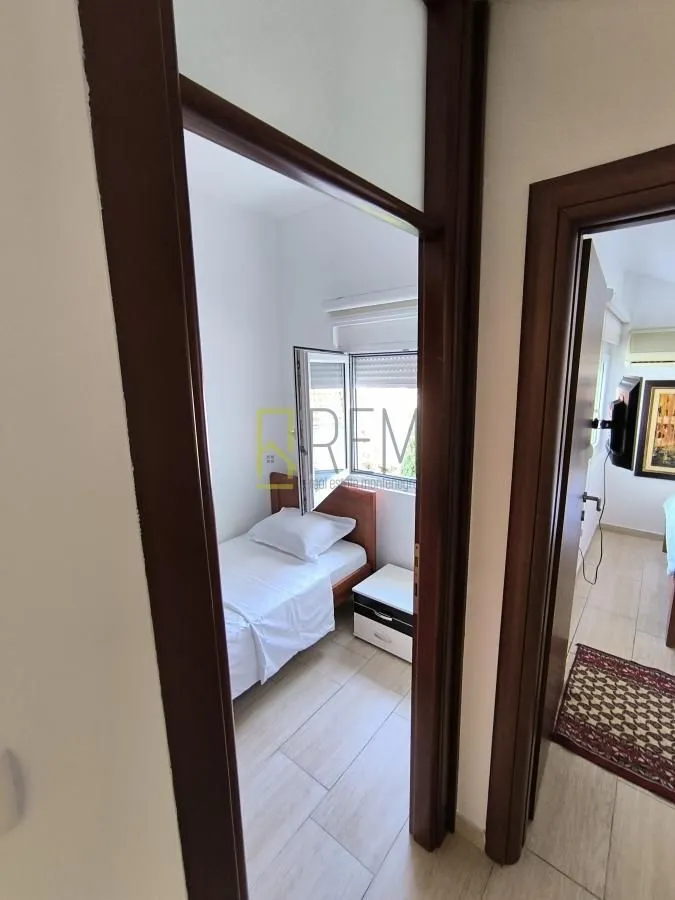 Prodaja, dvosoban stan, 78m², Tivat, Crna Gora