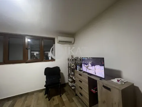 Sale, three bedroom apartment, 155m², Bulbulder, Zvezdara Sve Podlokacije - image 3