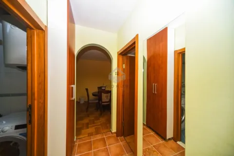 Rent, one bedroom apartment, 50m², Stari Aerodrom, Podgorica - image 10