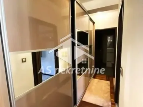 Rent, three bedroom apartment, 87m², Stari Grad, Beograd - image 13