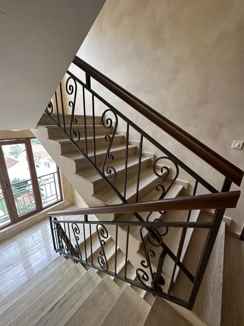 Prodaja, trosoban stan, 366m², Petrovac, Budva