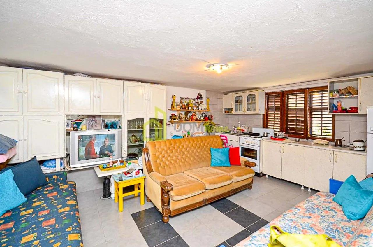 Sale, house, 190m², Bar, Crna Gora