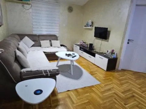 Rent, one bedroom apartment, 43m², Kruševac, Podgorica - image 2