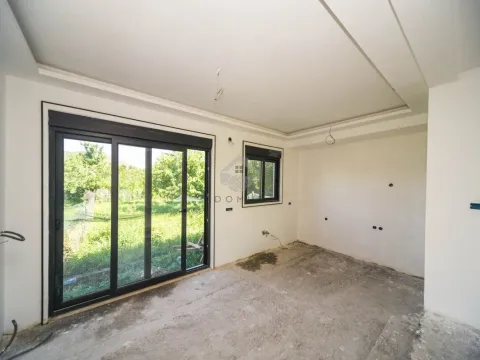 Sale, house, 125m², Gornja Gorica, Podgorica - image 9