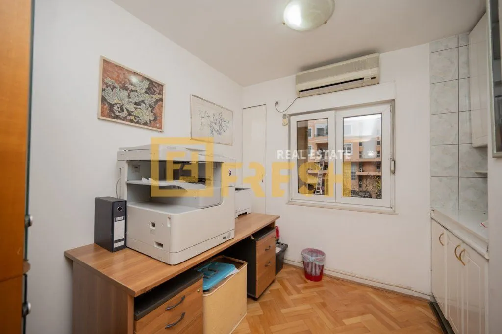 Sale, office space, 87m², Preko Morače, Podgorica