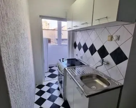 Izdavanje, dvosoban stan, 56m², Centar, Niš - image 6