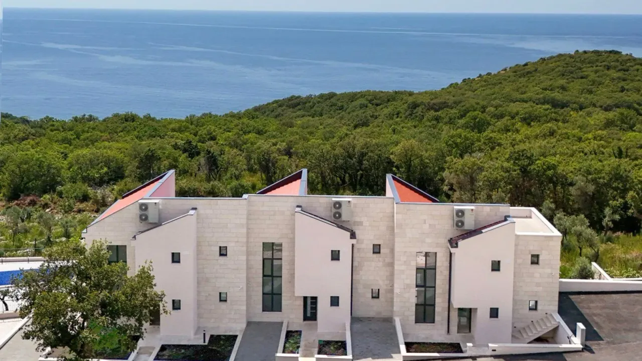 Prodaja, kuća, 196m², Reževići, Budva