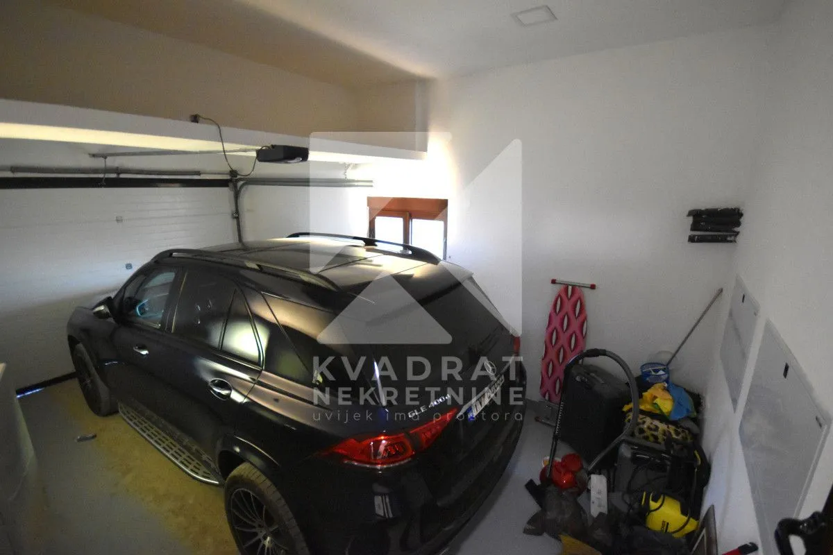 Rent, house, 140m², Velje Brdo, Podgorica