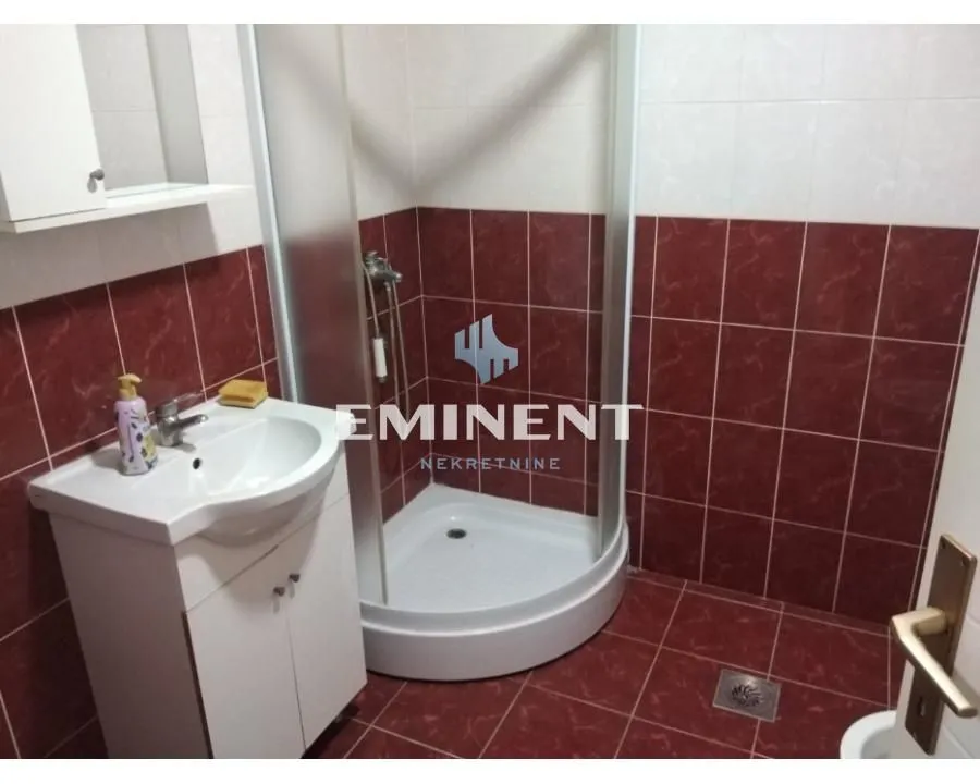 Rent, office space, 150m², Altina, Beograd