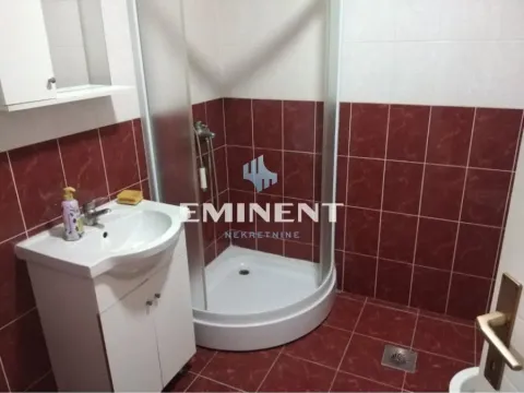 Izdavanje, poslovni prostor, 150m², Altina, Beograd - image 5