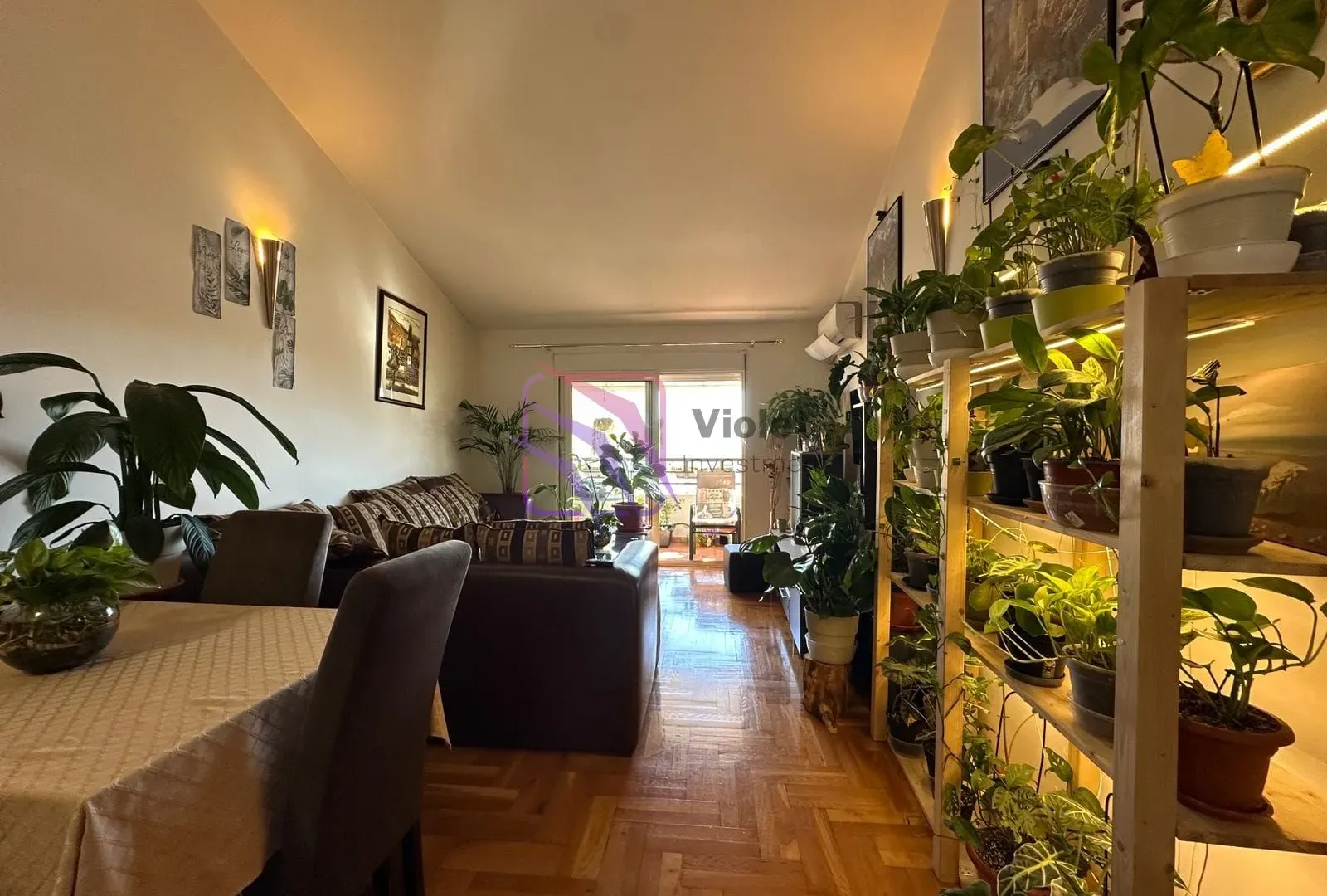 Prodaja, dvosoban stan, 74m², Lazi, Budva