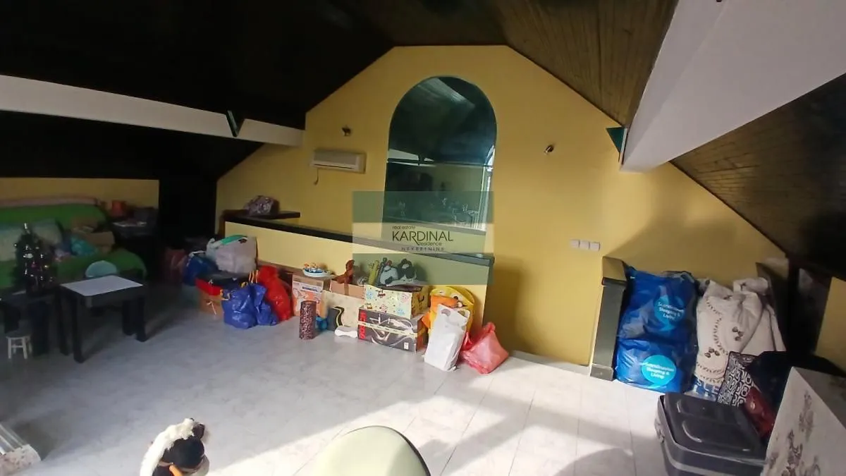 Prodaja, kuća, 334m², Vašarište, Kragujevac