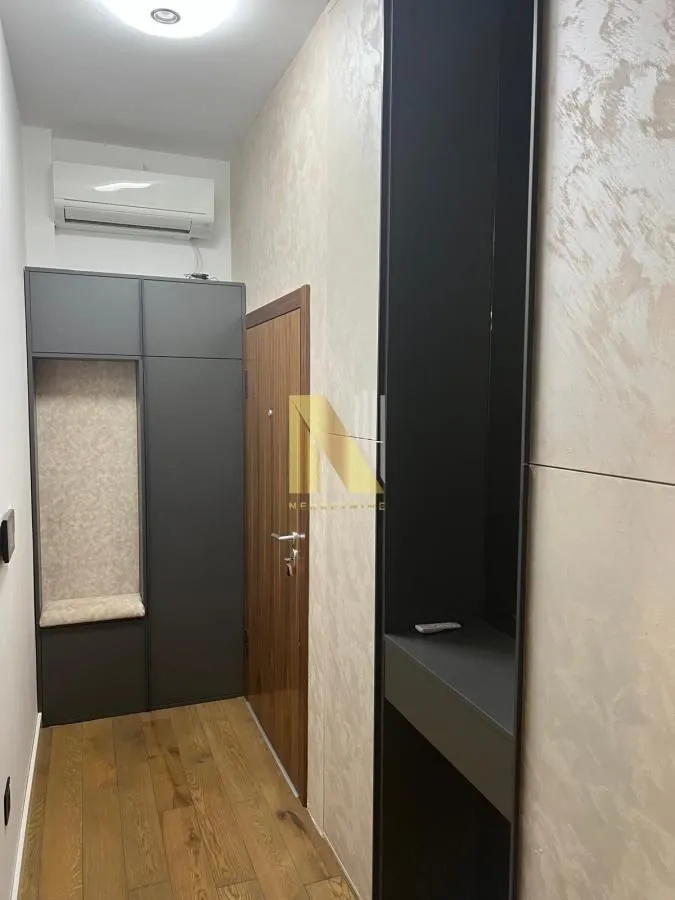 Izdavanje, jednosoban stan, 37m², Stari grad, Novi Sad
